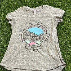 Mount Rushmore - National Memorial - Tshirt